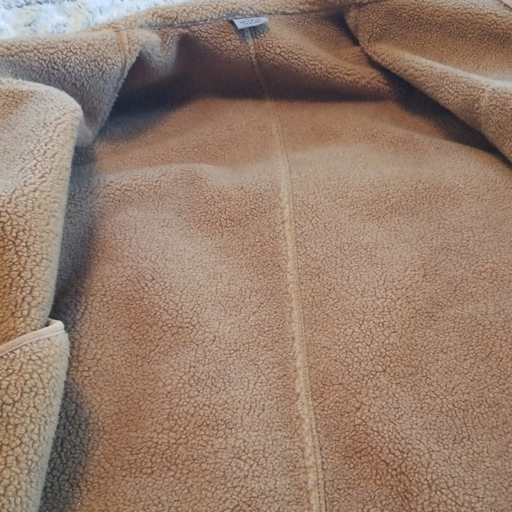 Coat - Picture 6 of 6